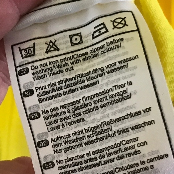 Asics Speed Women’s Longsleeve tee Running Biking Training Yellow Sz L - Picture 8 of 11